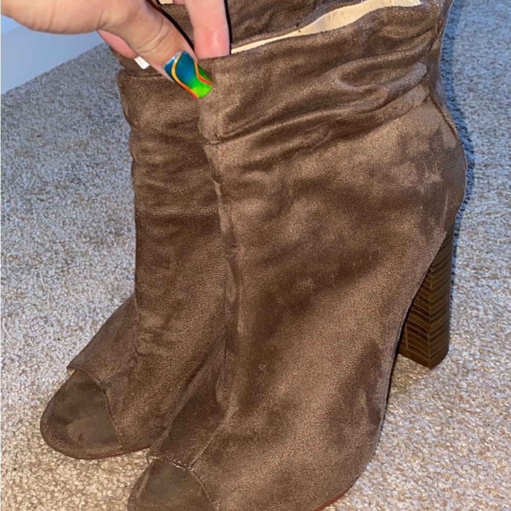 Open toe booties - heels